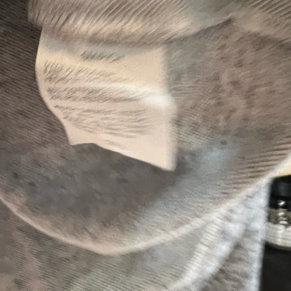 UNDER ARMOUR HOODIE - Picture 4 of 5